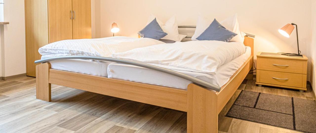 Weisses Roessl Hotel Pfreimd Екстериор снимка