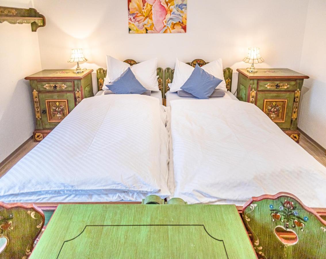 Weisses Roessl Hotel Pfreimd Екстериор снимка