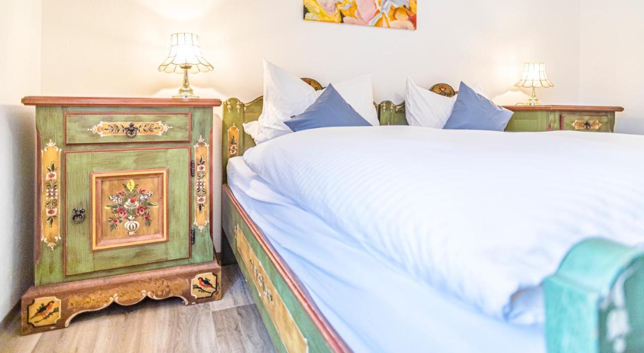 Weisses Roessl Hotel Pfreimd Екстериор снимка